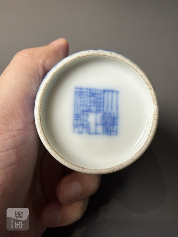 民国 王步风格青花花鸟图瓶两件 - 图9